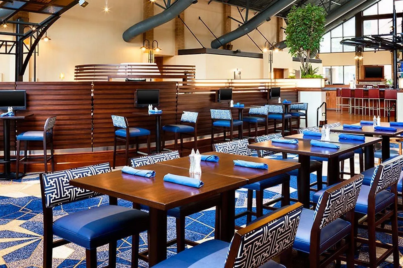 Sheraton Pittsburgh Hotel At Station Square 3*,  United States